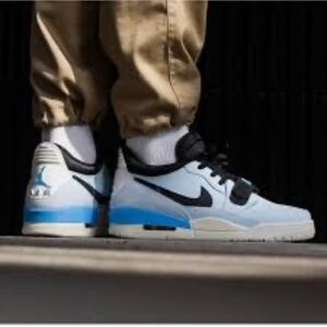 Nike Jordan Legacy 312 Low GS Pale Blue university Blue Men's Sz 12